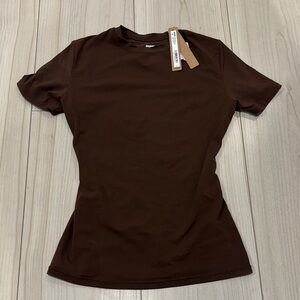 SKIMS Chocolate Brown Short Sleeve Tee